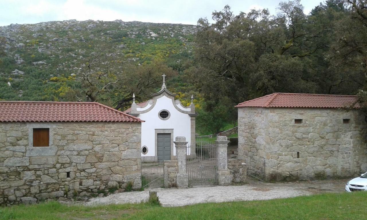 הוילה Montaria Charme Da Montanha מראה חיצוני תמונה